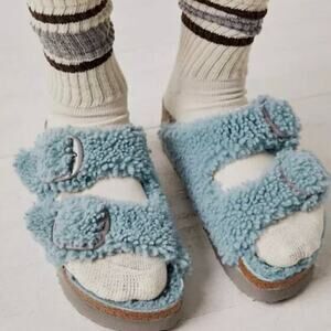 Free people Birkenstock Arizona Big Buckle Teddy Platform Sandal 39